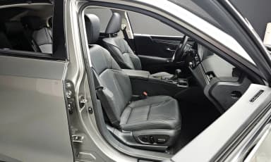 ES300h 7th Generation