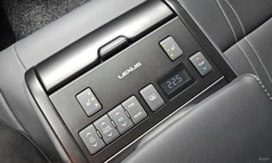 ES300h 7th Generation
