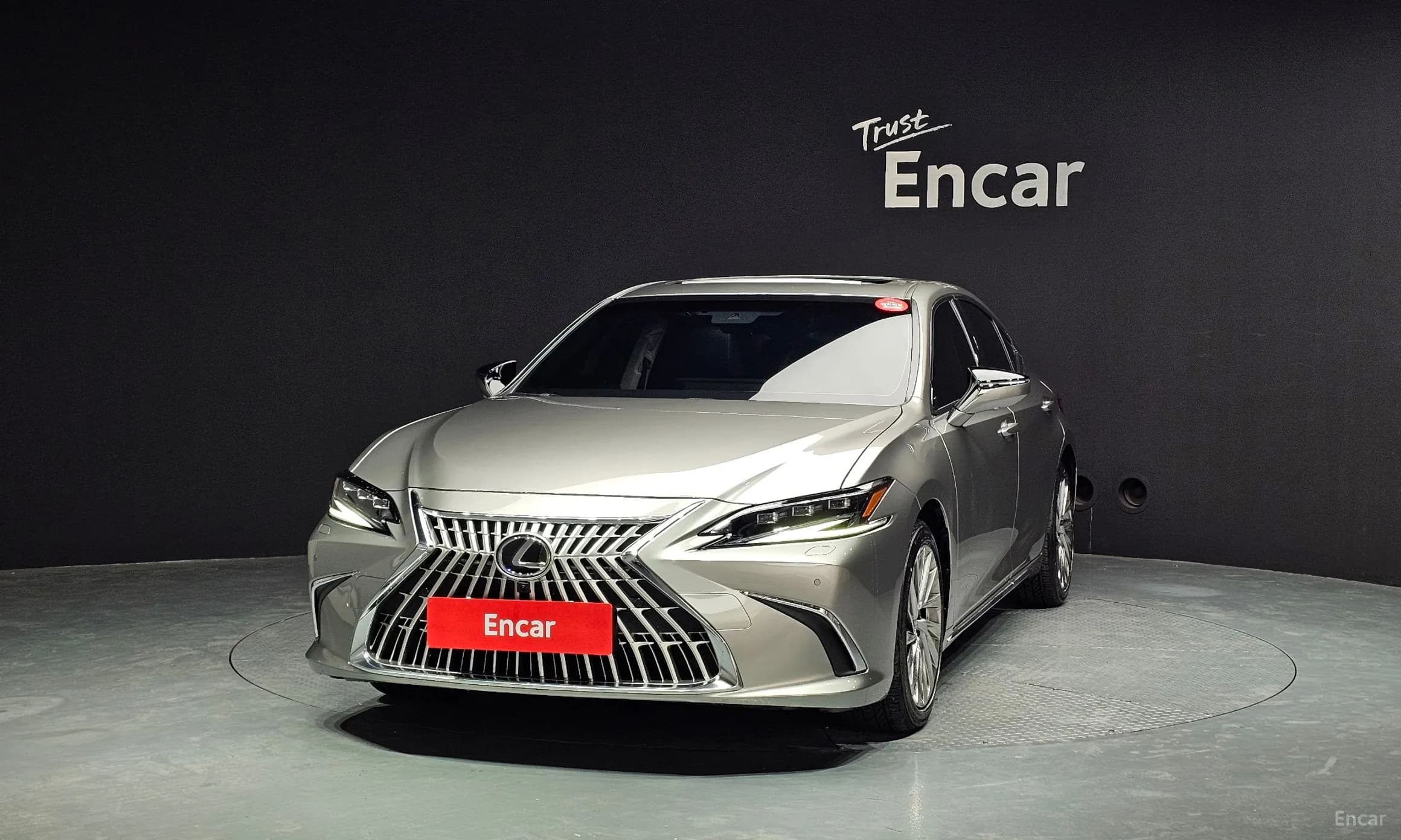 ES300h 7th Generation