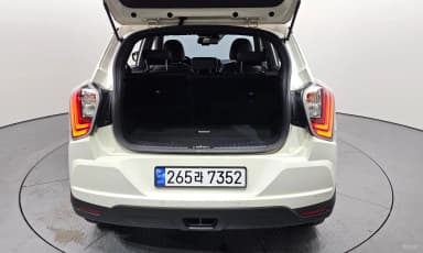 Berry New Tivoli
