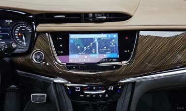 XT6
