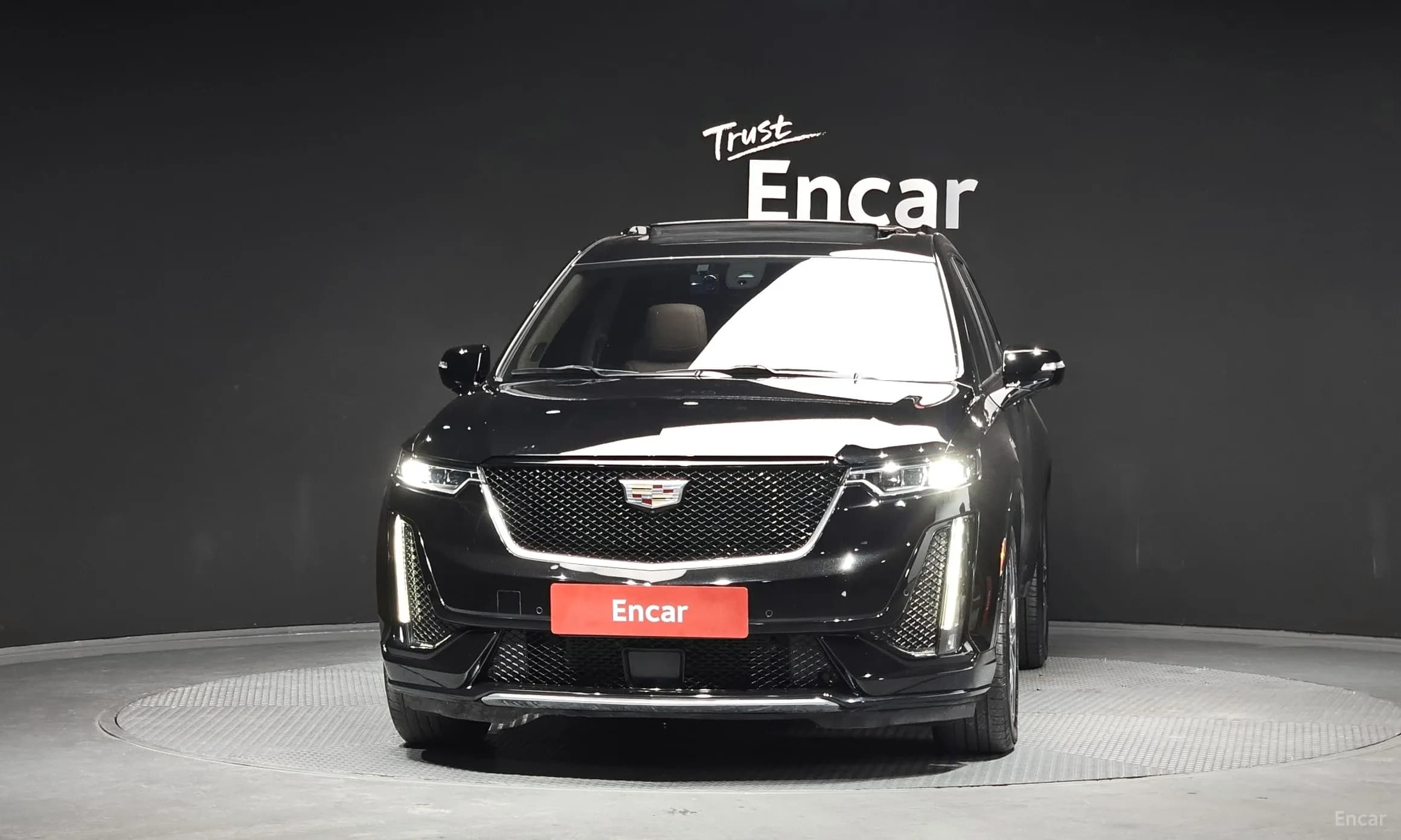XT6