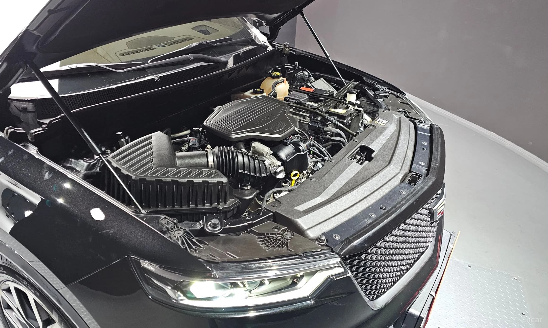 XT6
