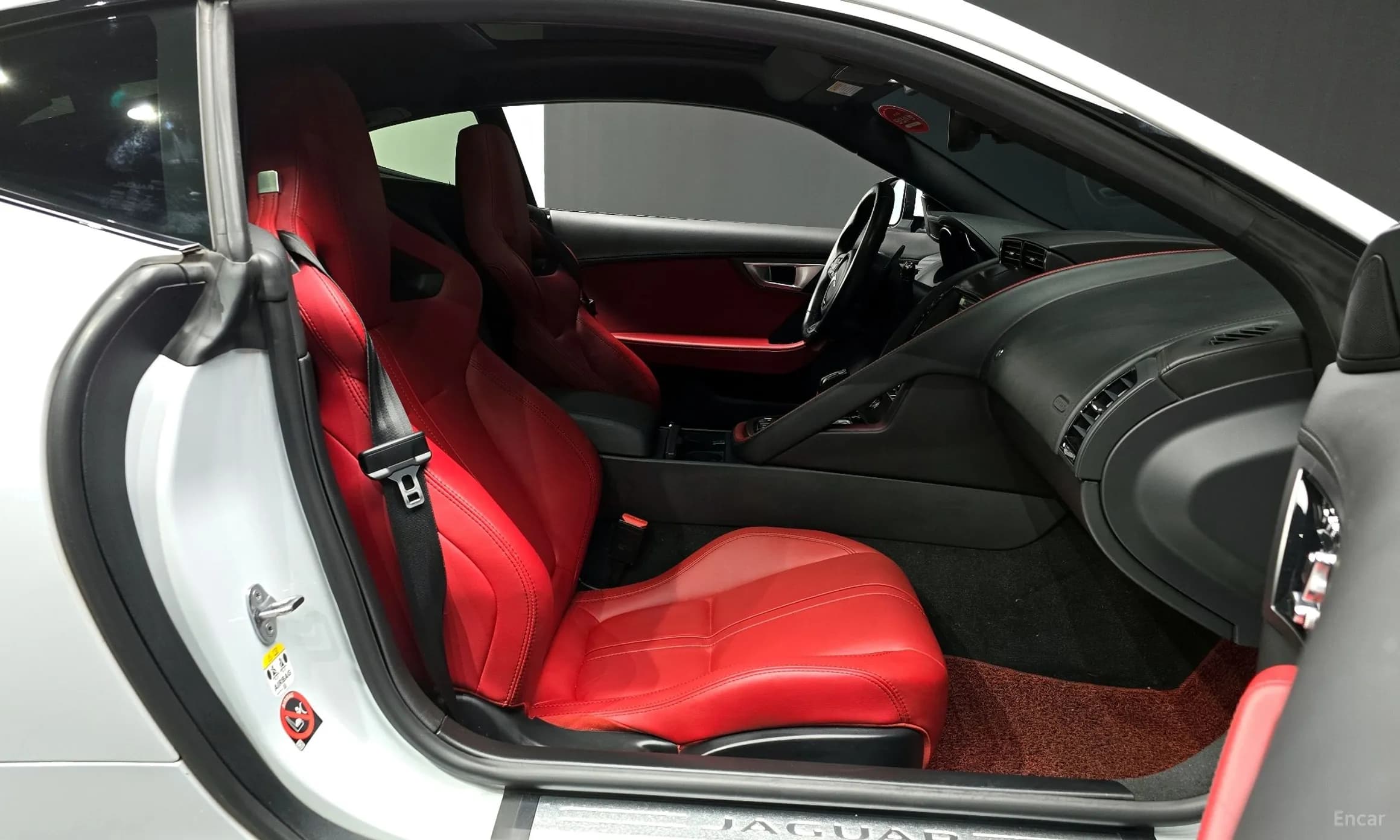 F-TYPE