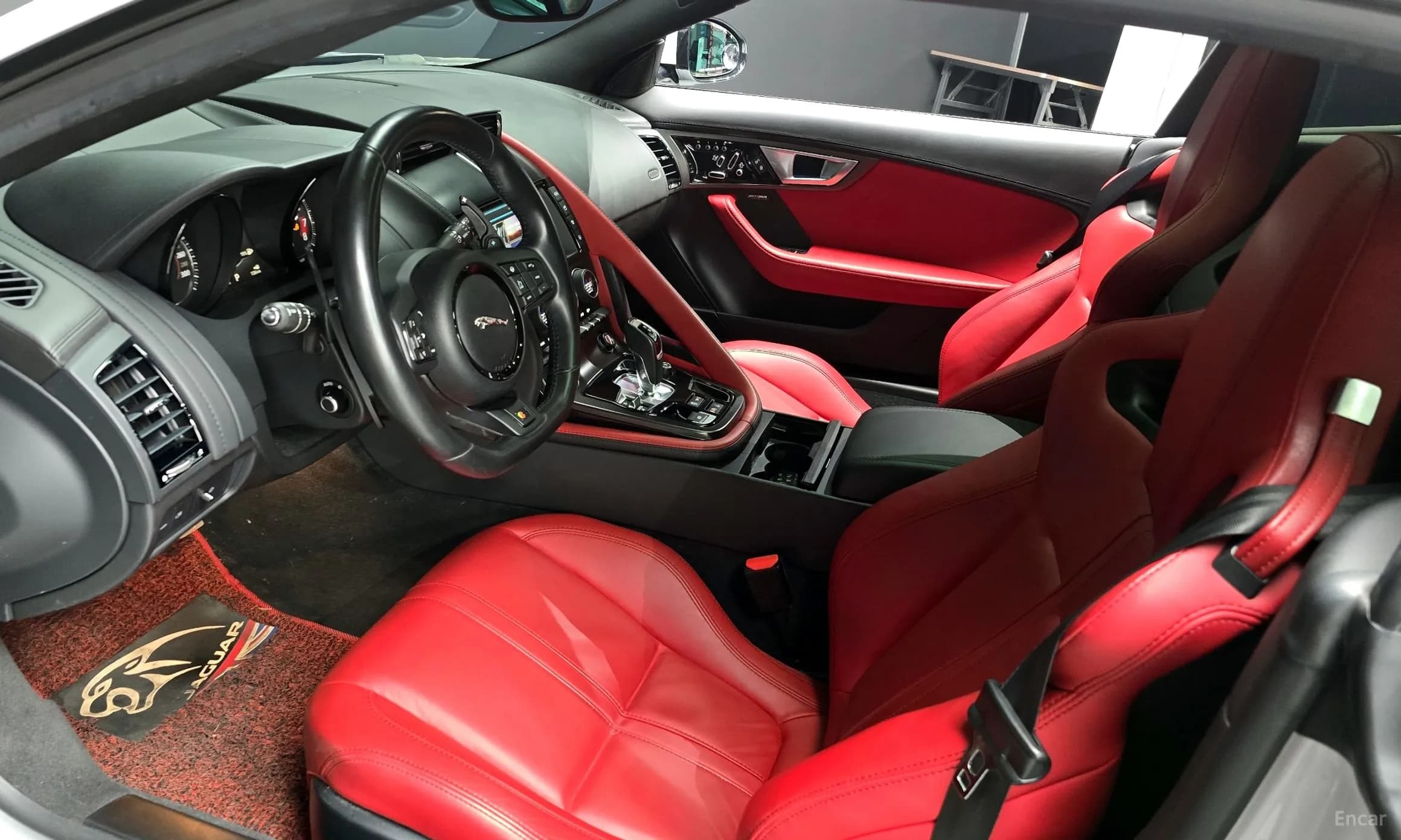 F-TYPE