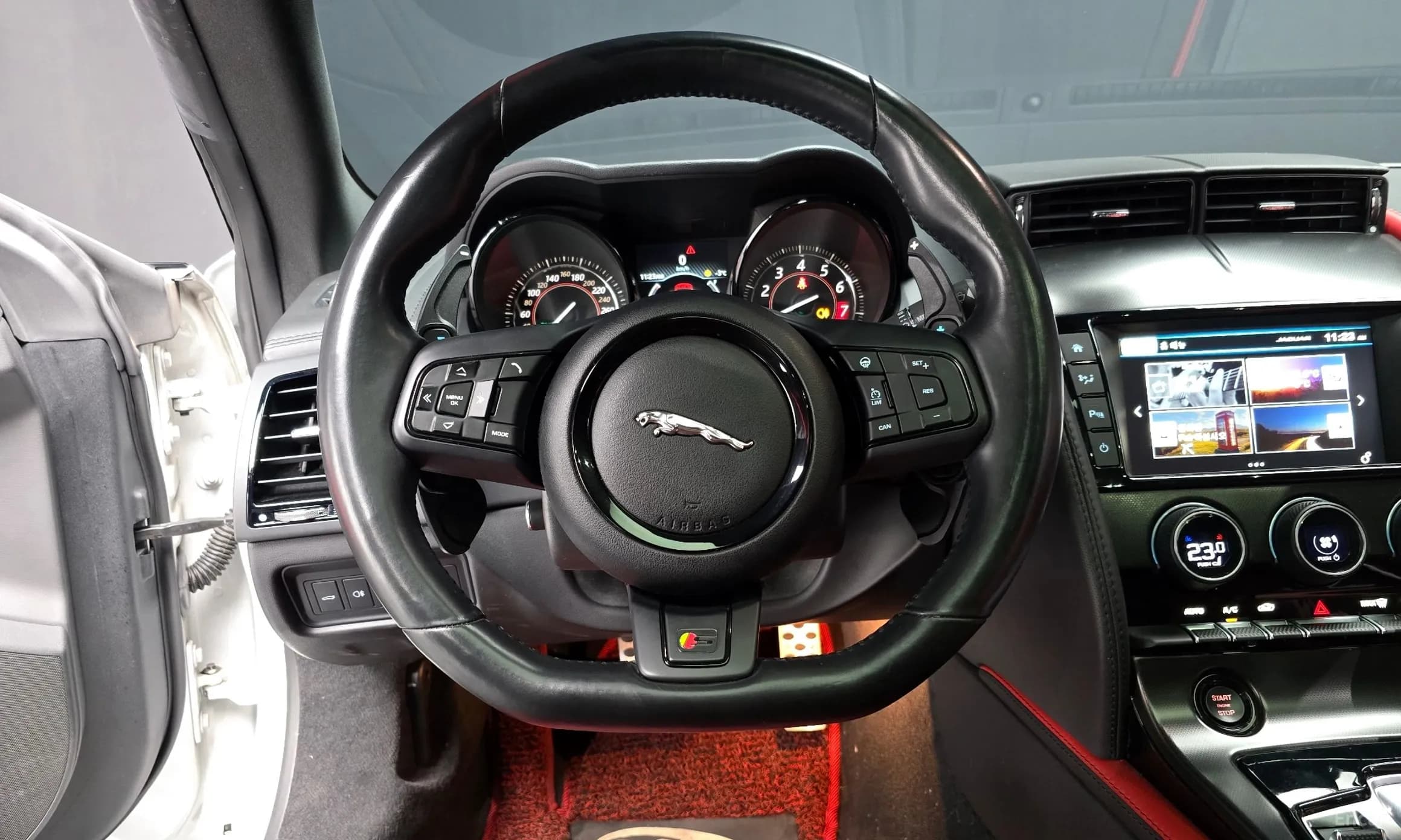 F-TYPE