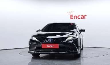 Camry (XV70)
