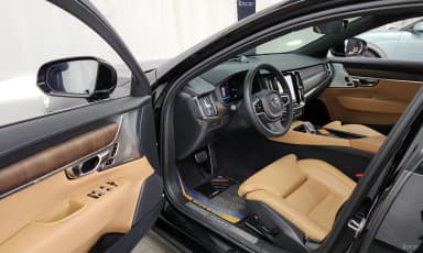S90