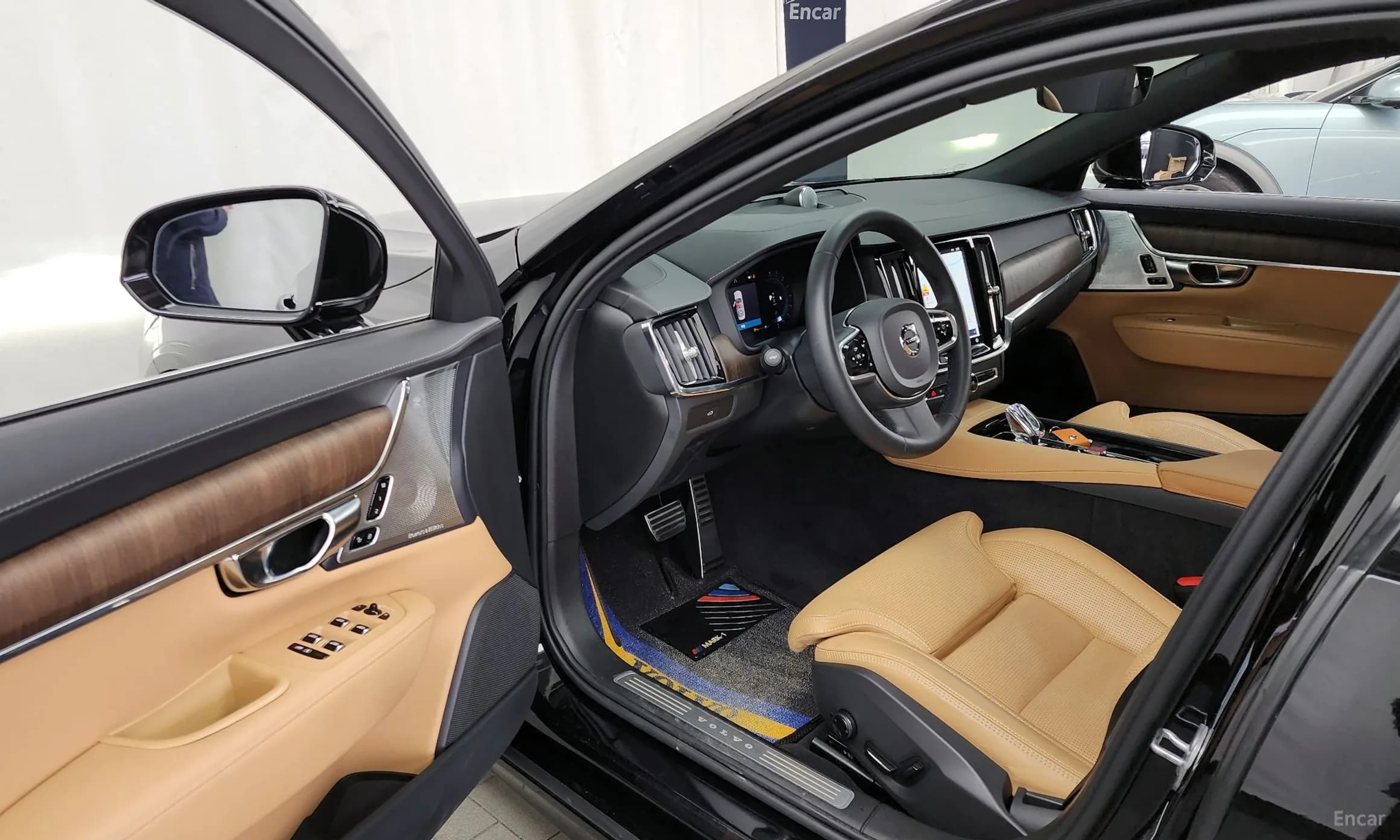 S90