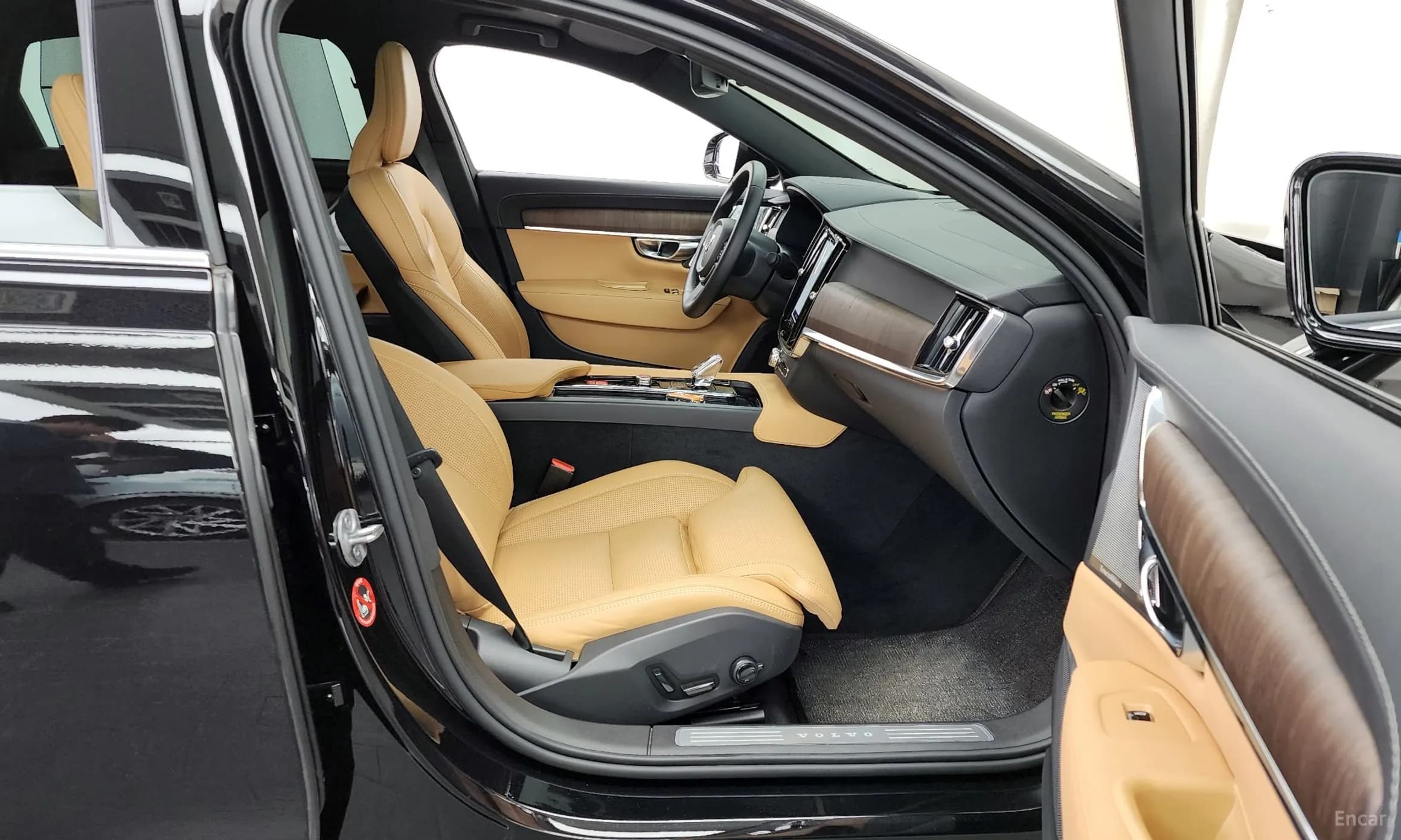 S90