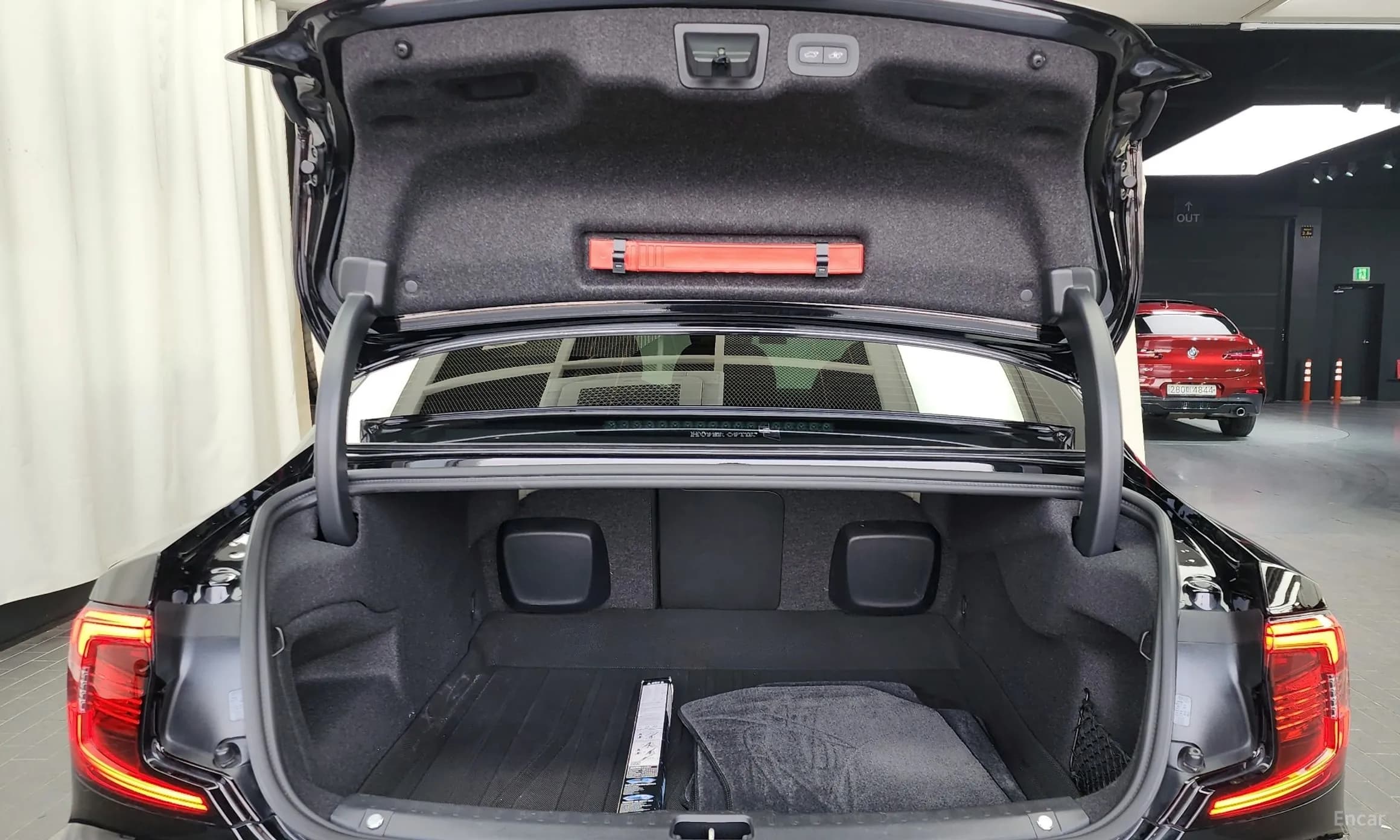 S90