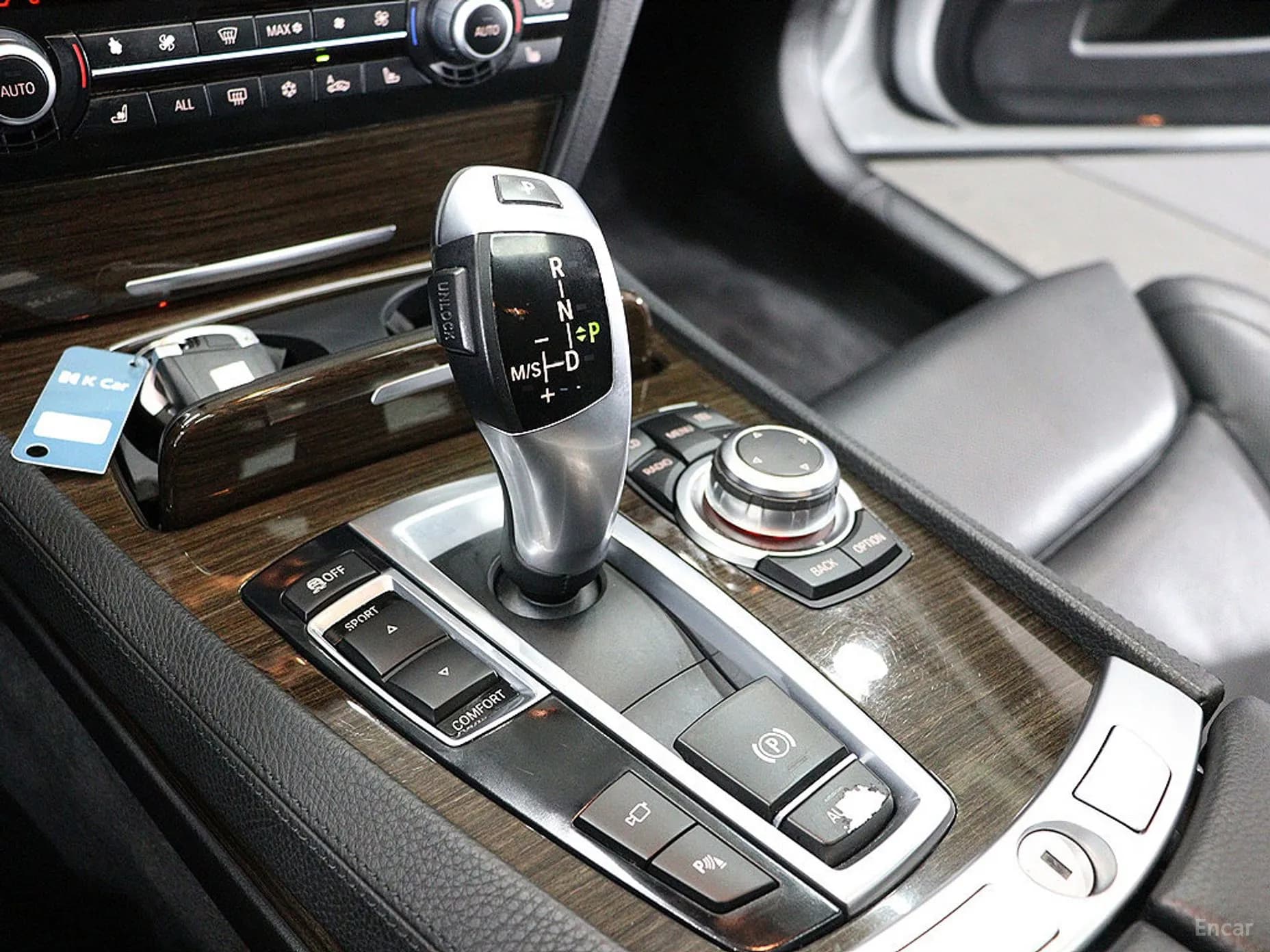 7 Series (F01)