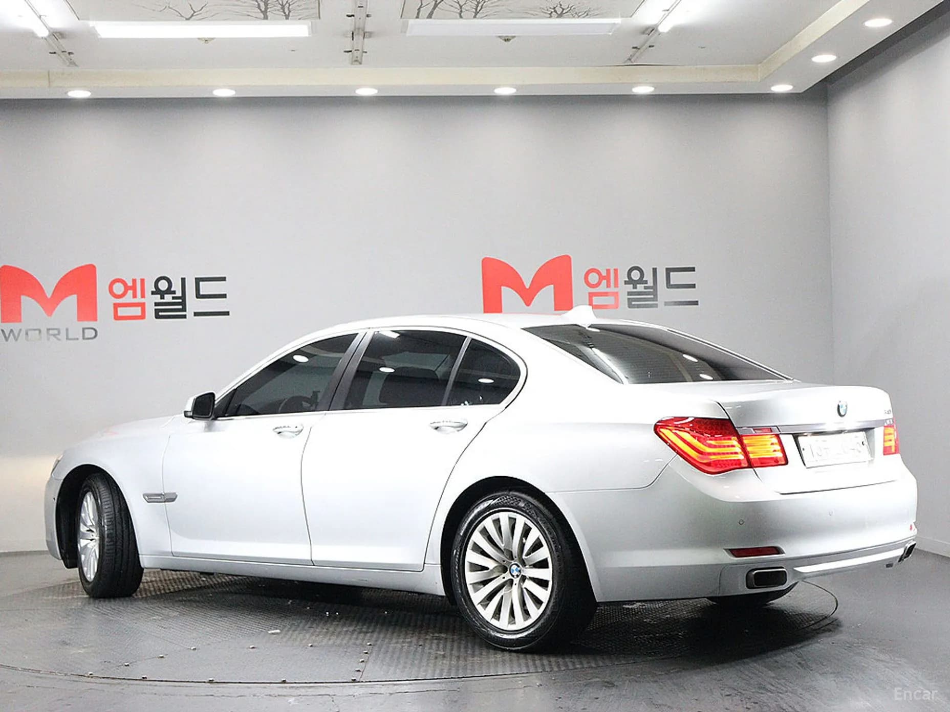7 Series (F01)