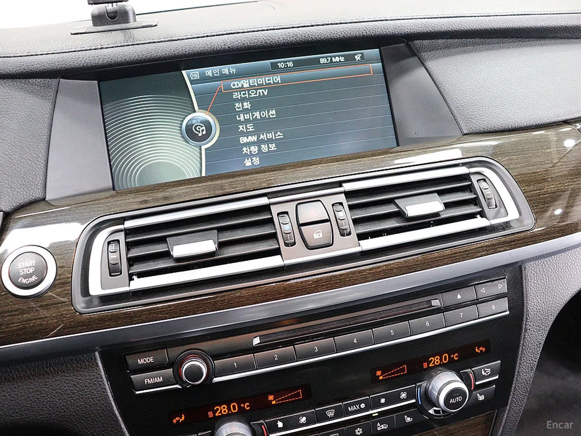 7 Series (F01)