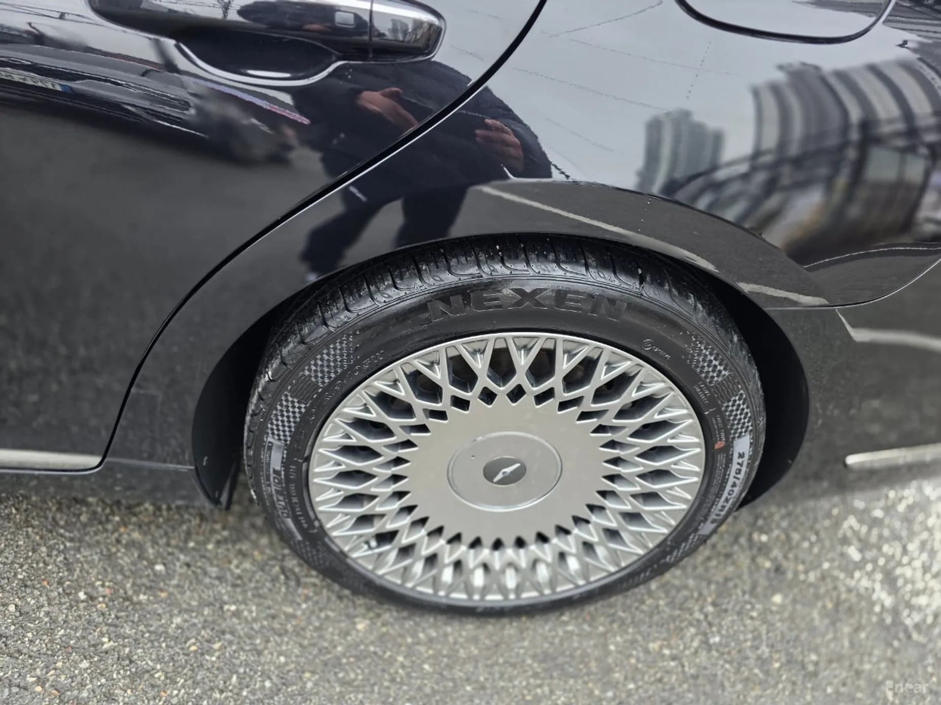 G90