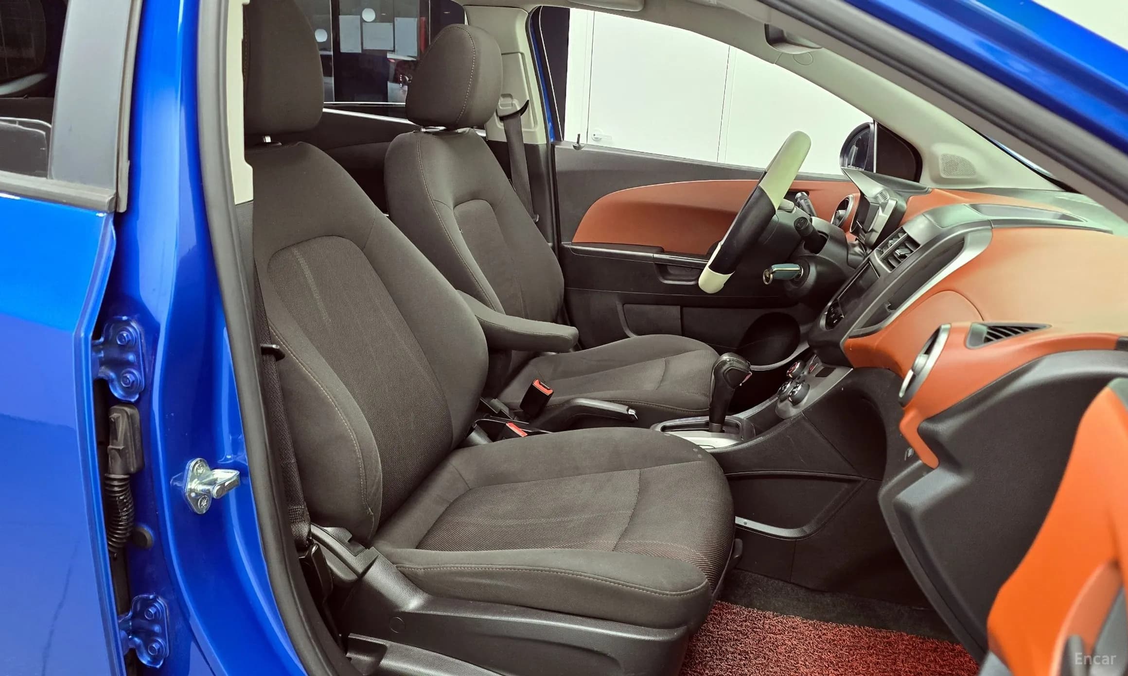Aveo Hatchback