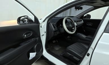 HR-V