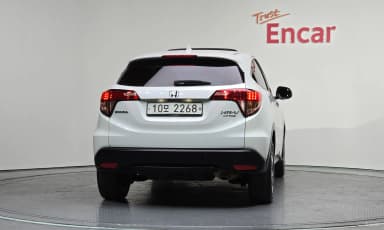HR-V