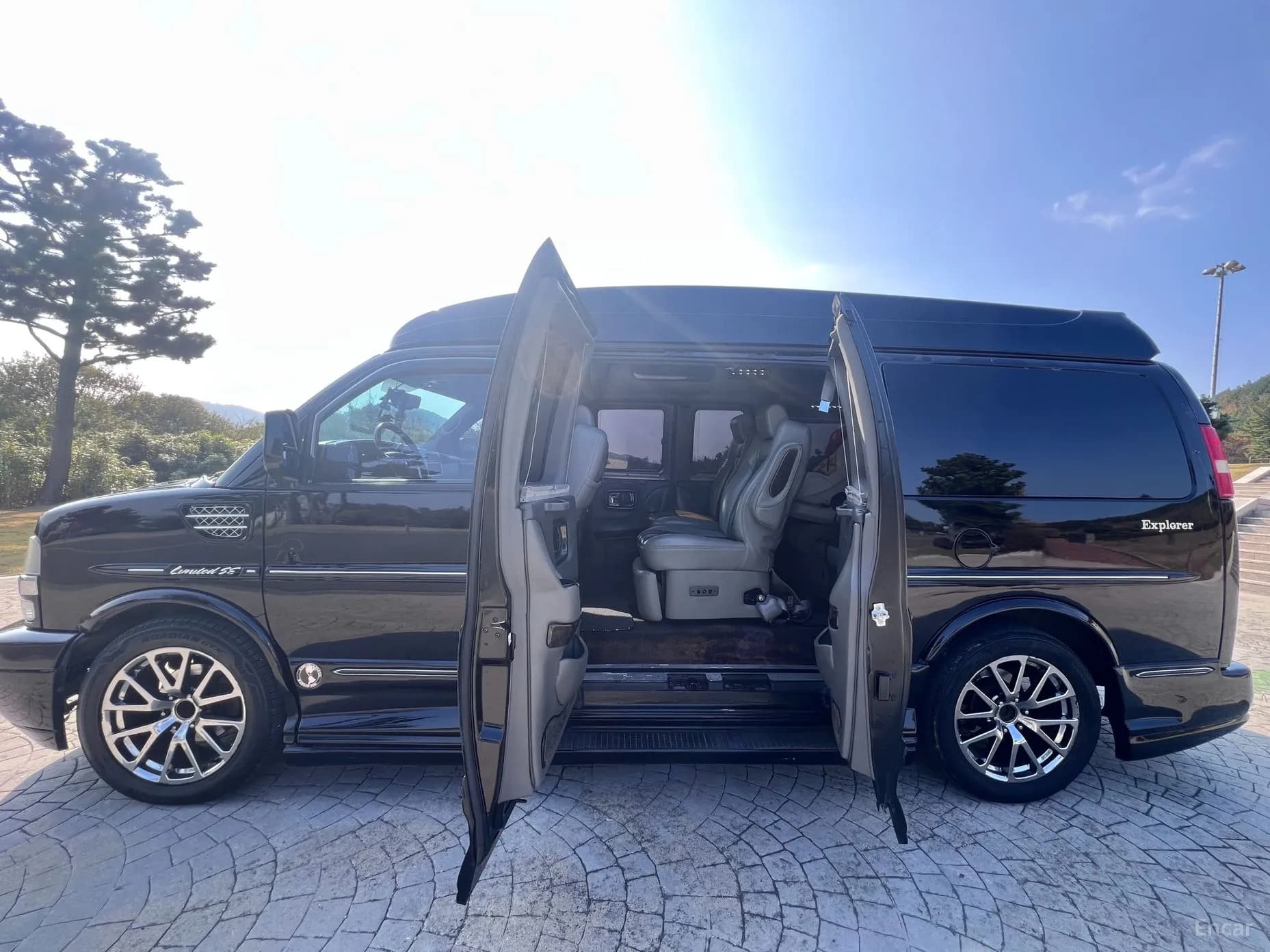 Express Van