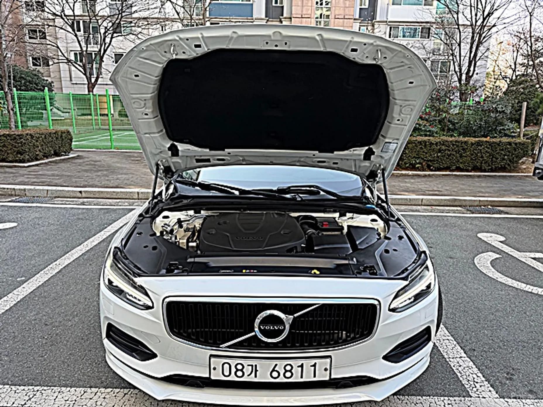 S90