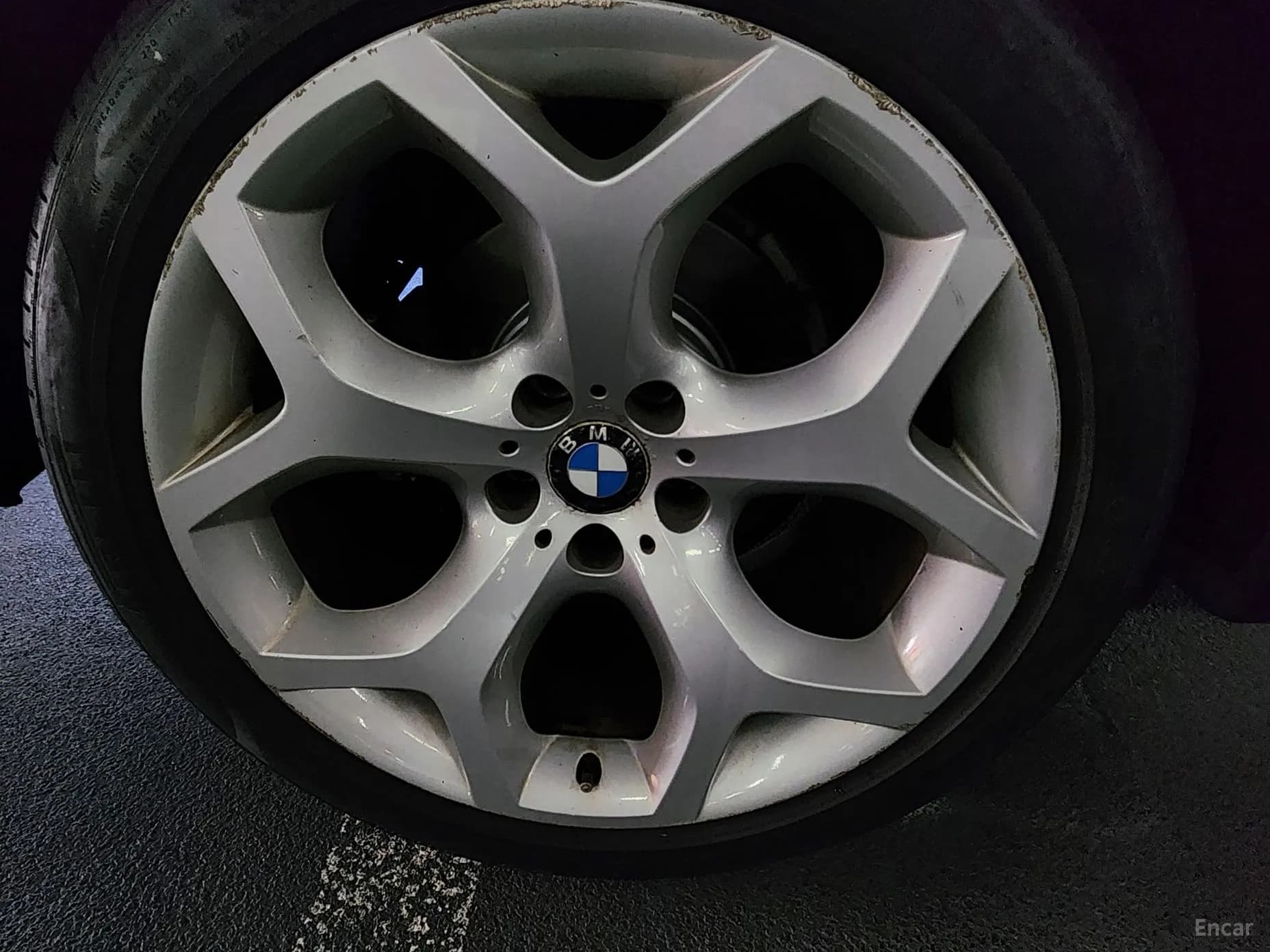 X6 (E71)