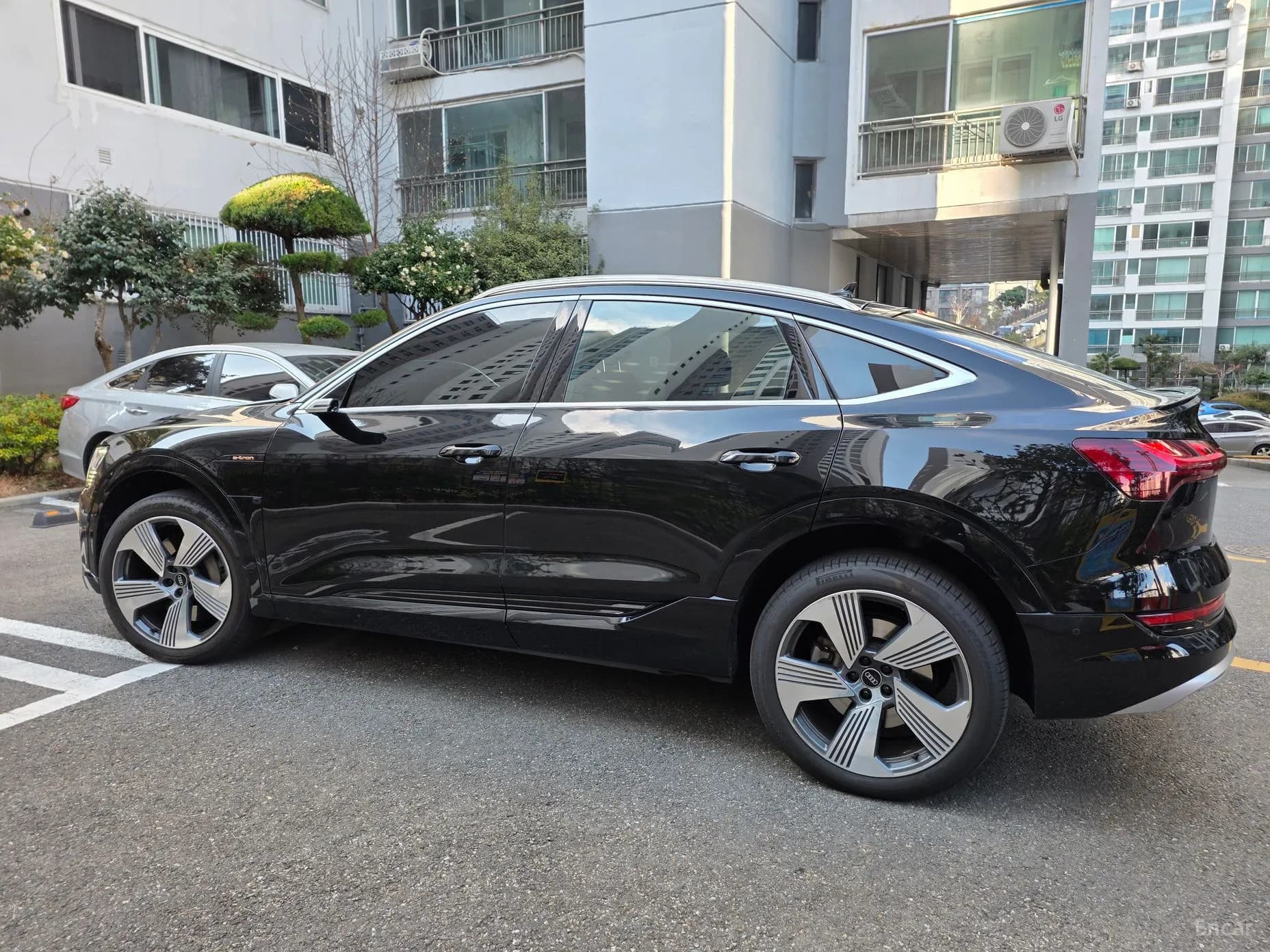 e-tron