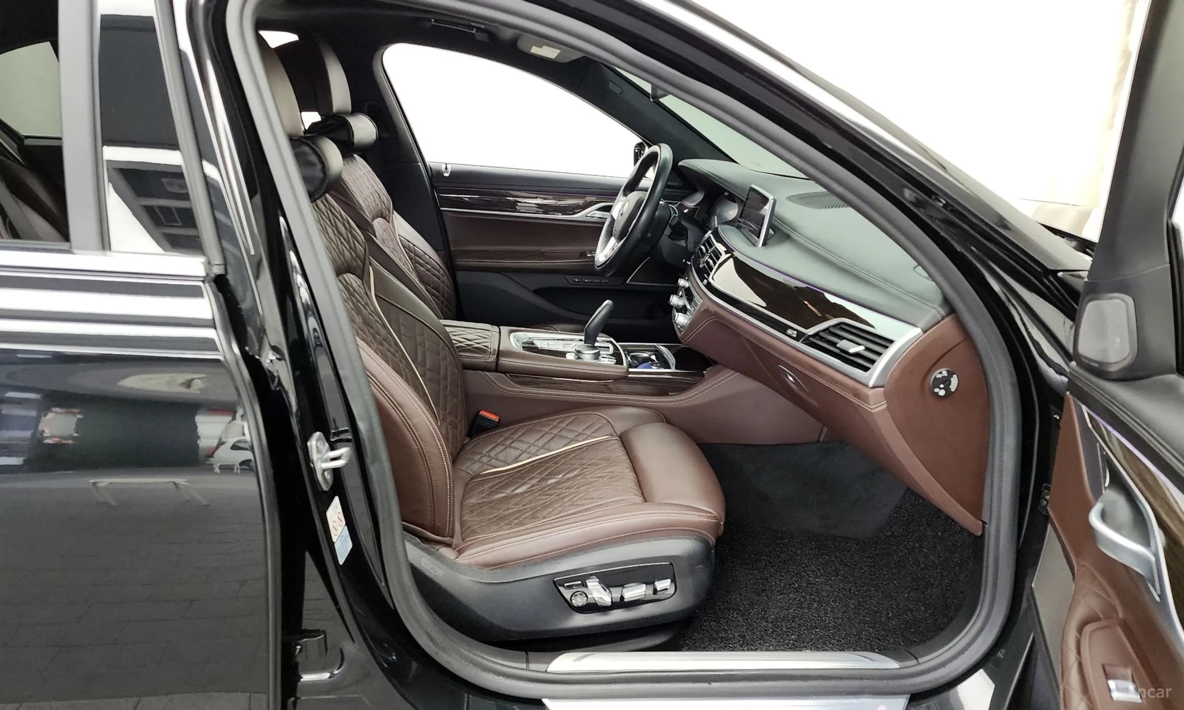 7 Series (G11)