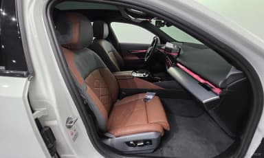 5 Series (G60)