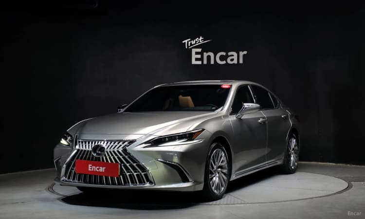 ES300h 7th Generation