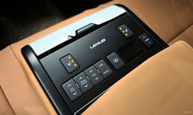 ES300h 7th Generation