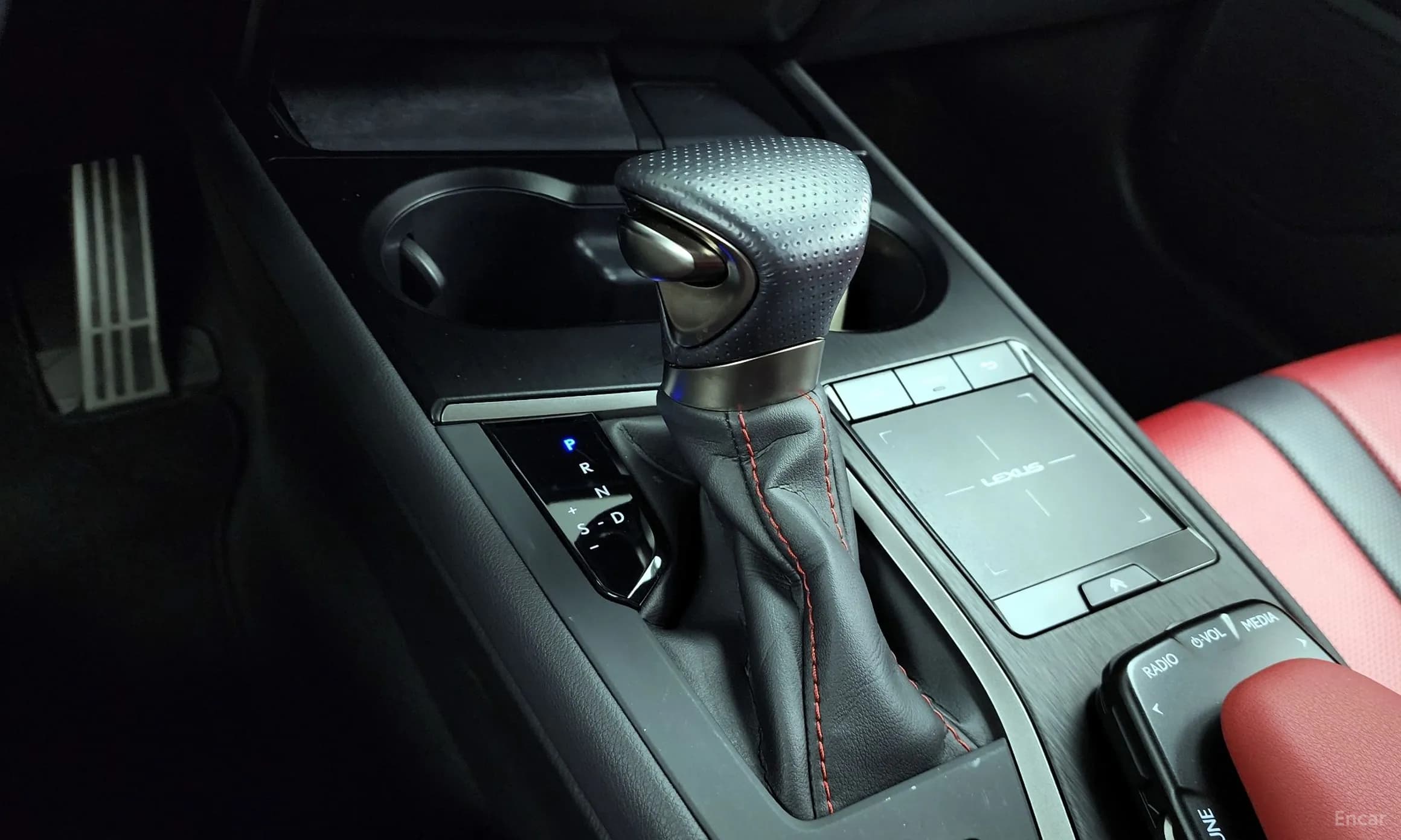 UX250h