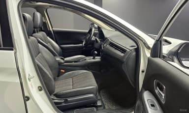 HR-V