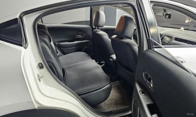 HR-V