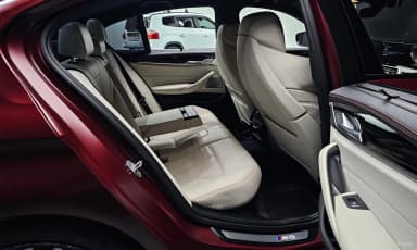 M5 (F90)