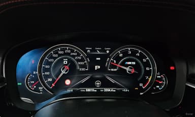 M5 (F90)
