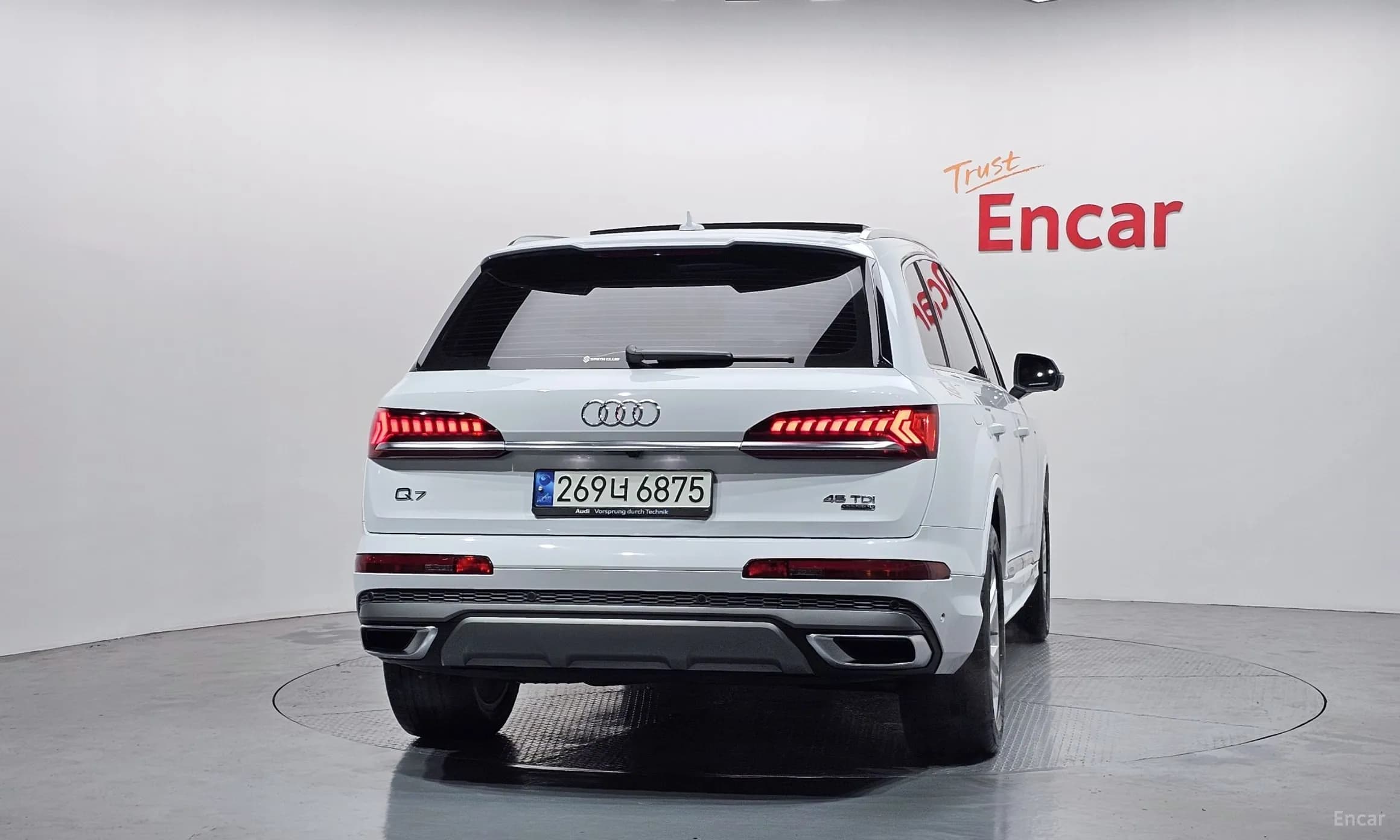 Q7 (4M)