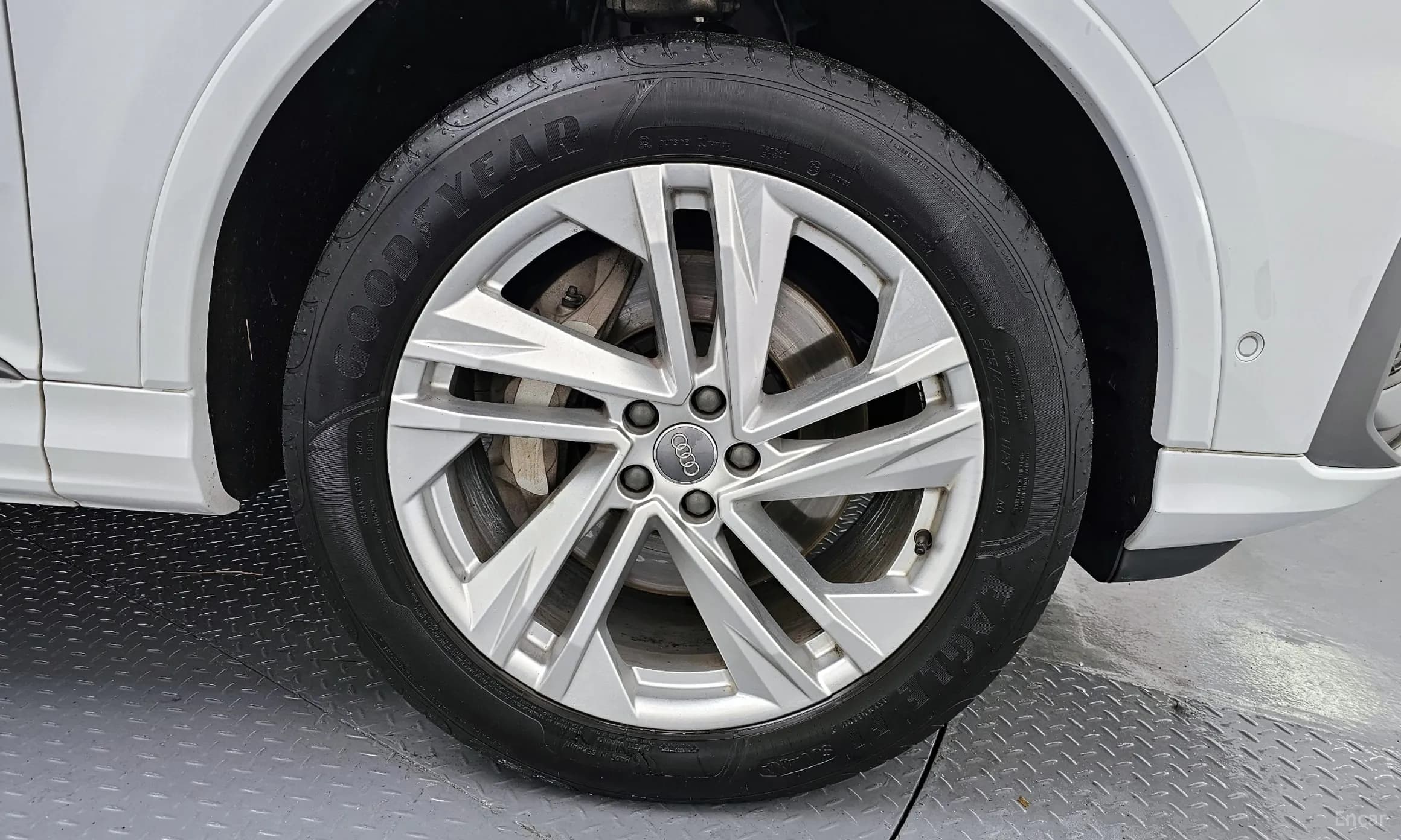 Q7 (4M)