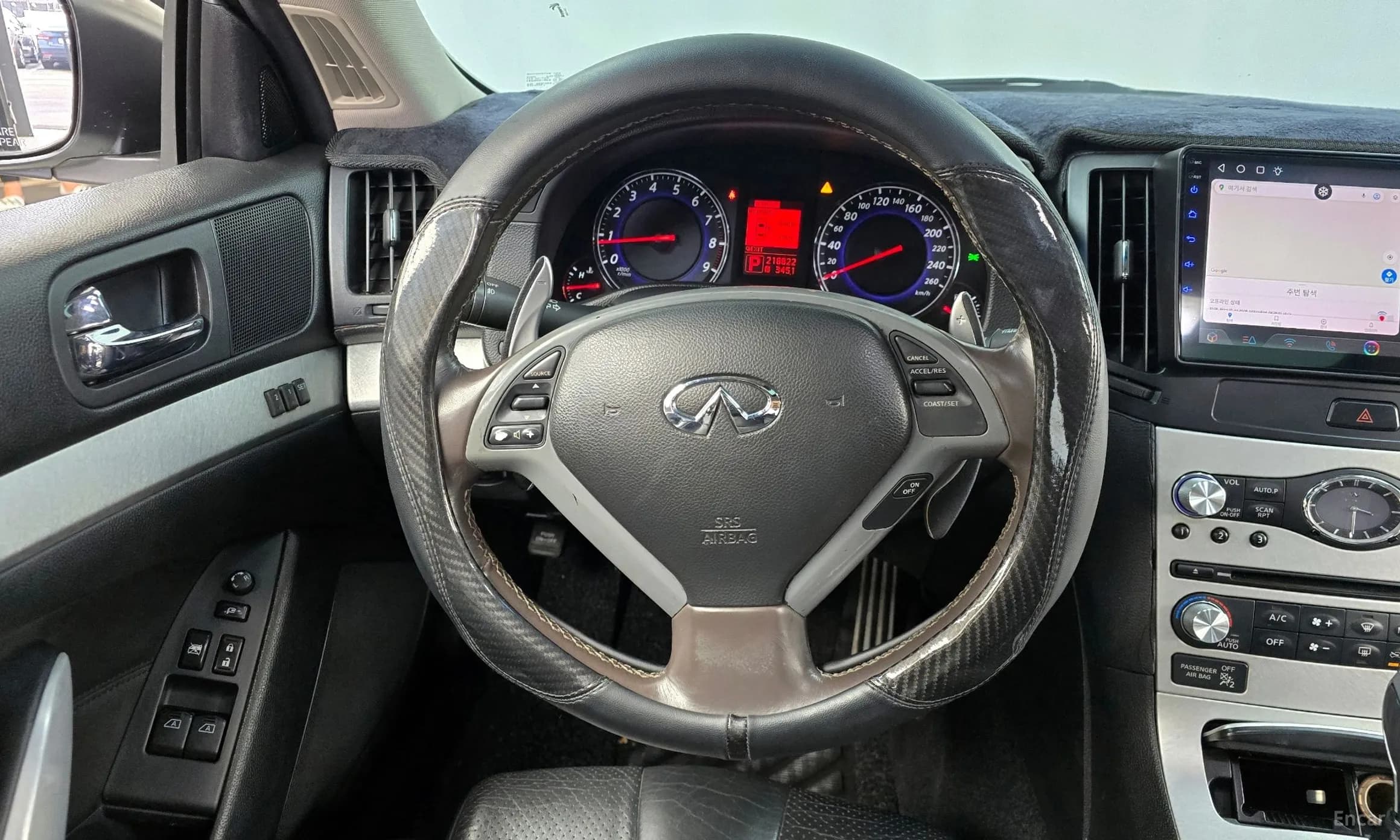G37