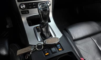 G37