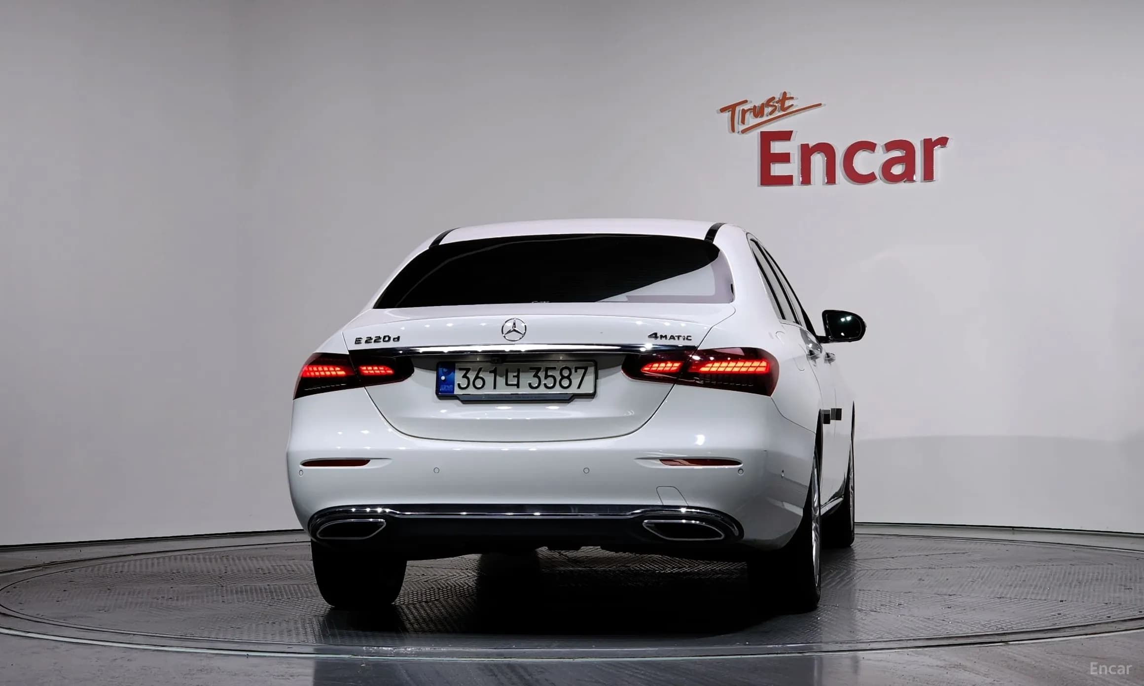E-Class W213