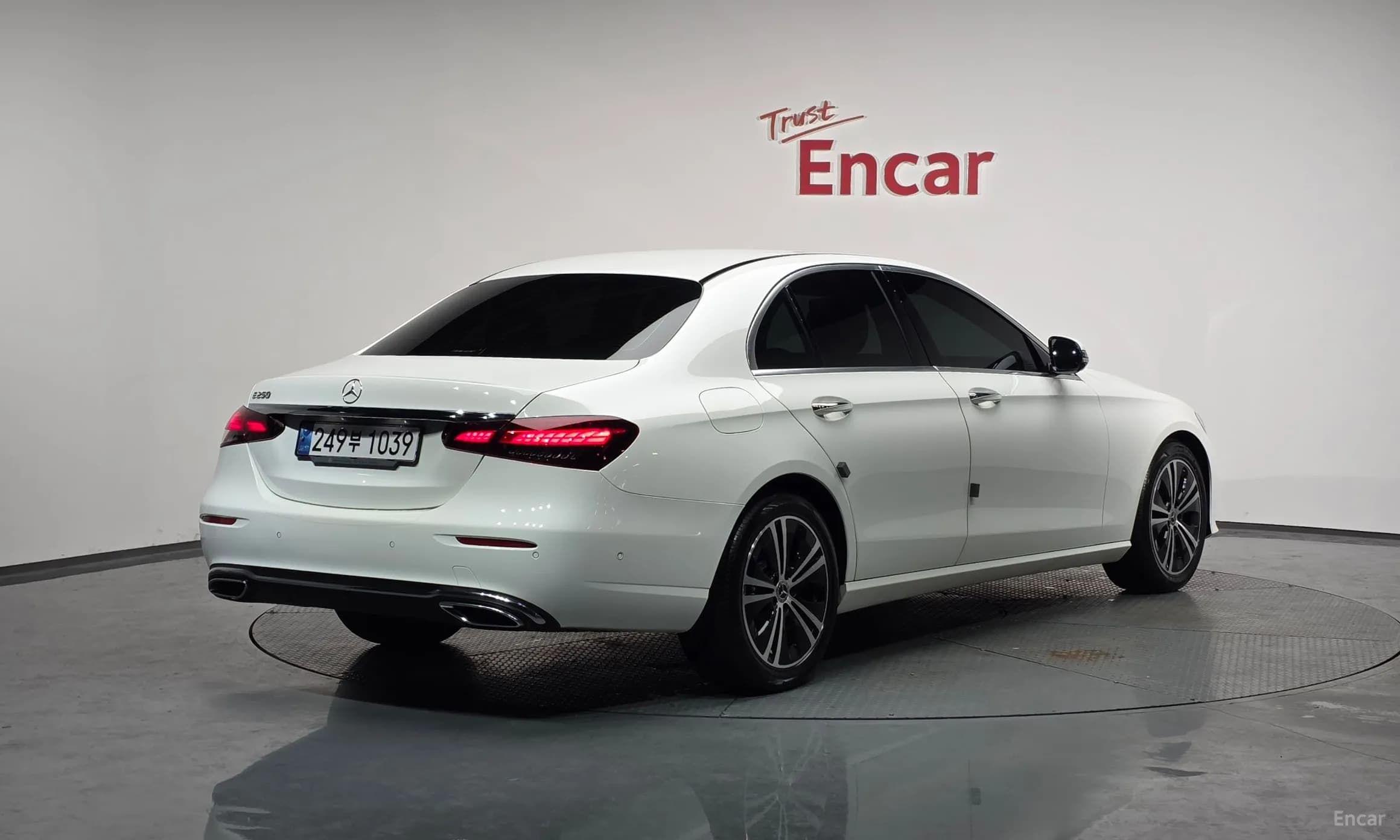 E-Class W213