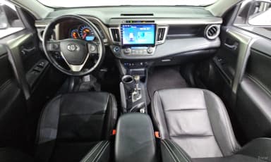 RAV4