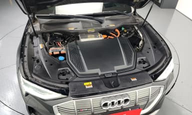 e-tron