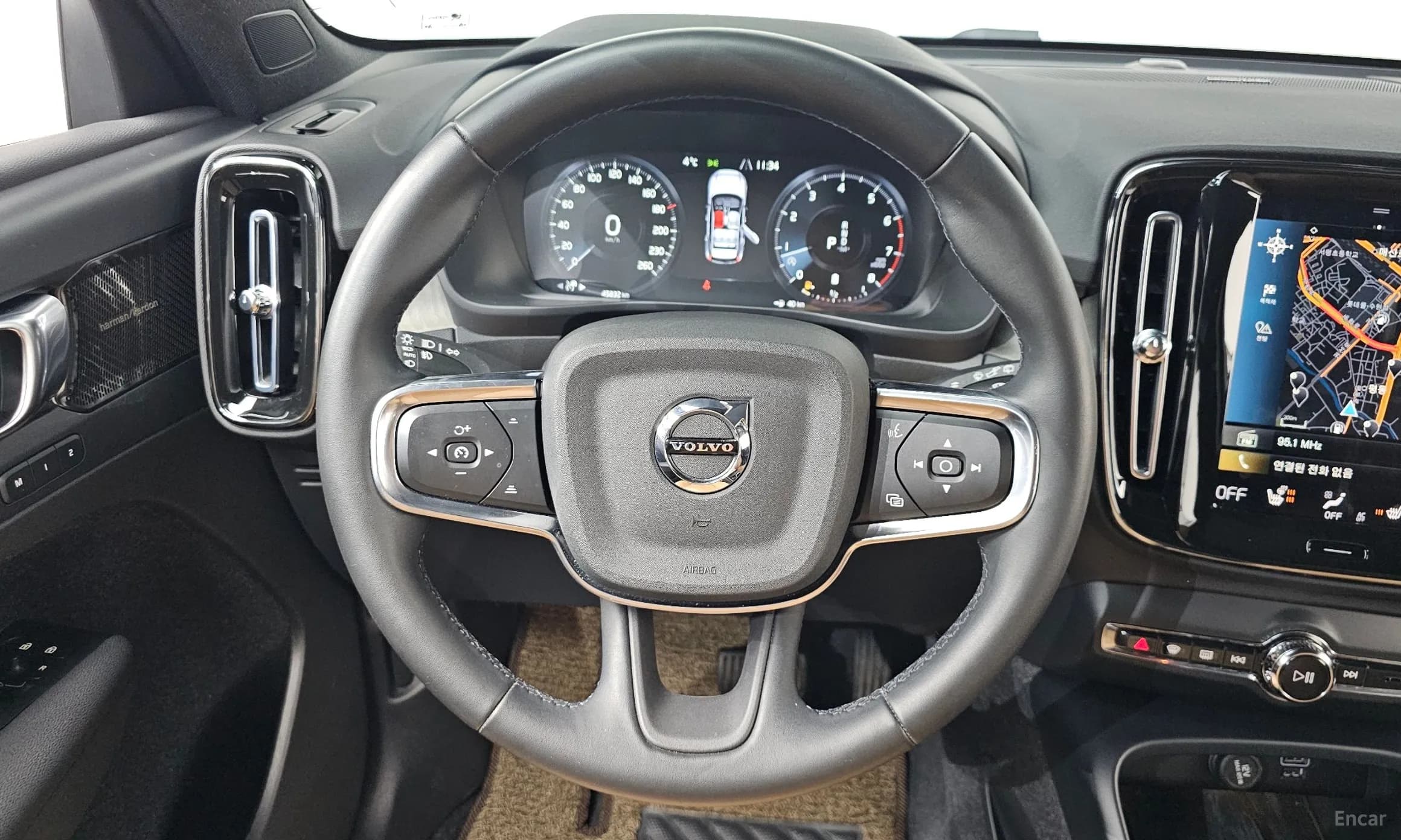 XC40