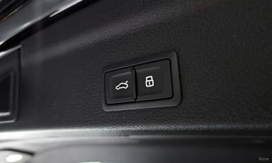 Q3 (F3)