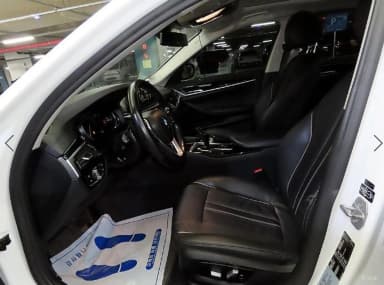 5 Series (G30)