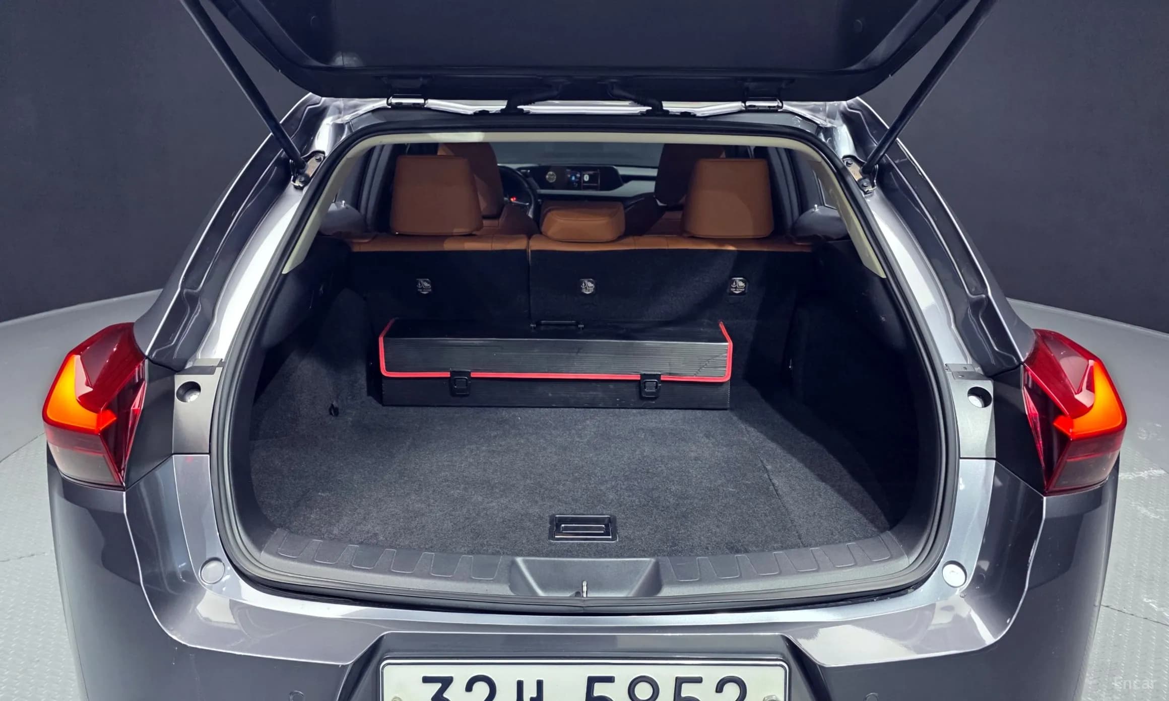 UX250h