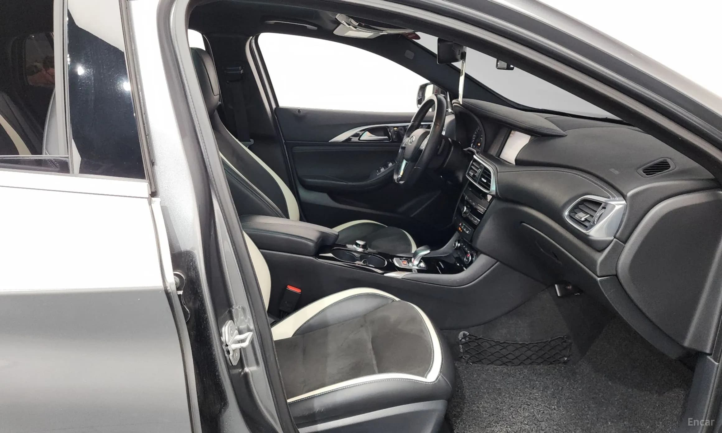 Q30