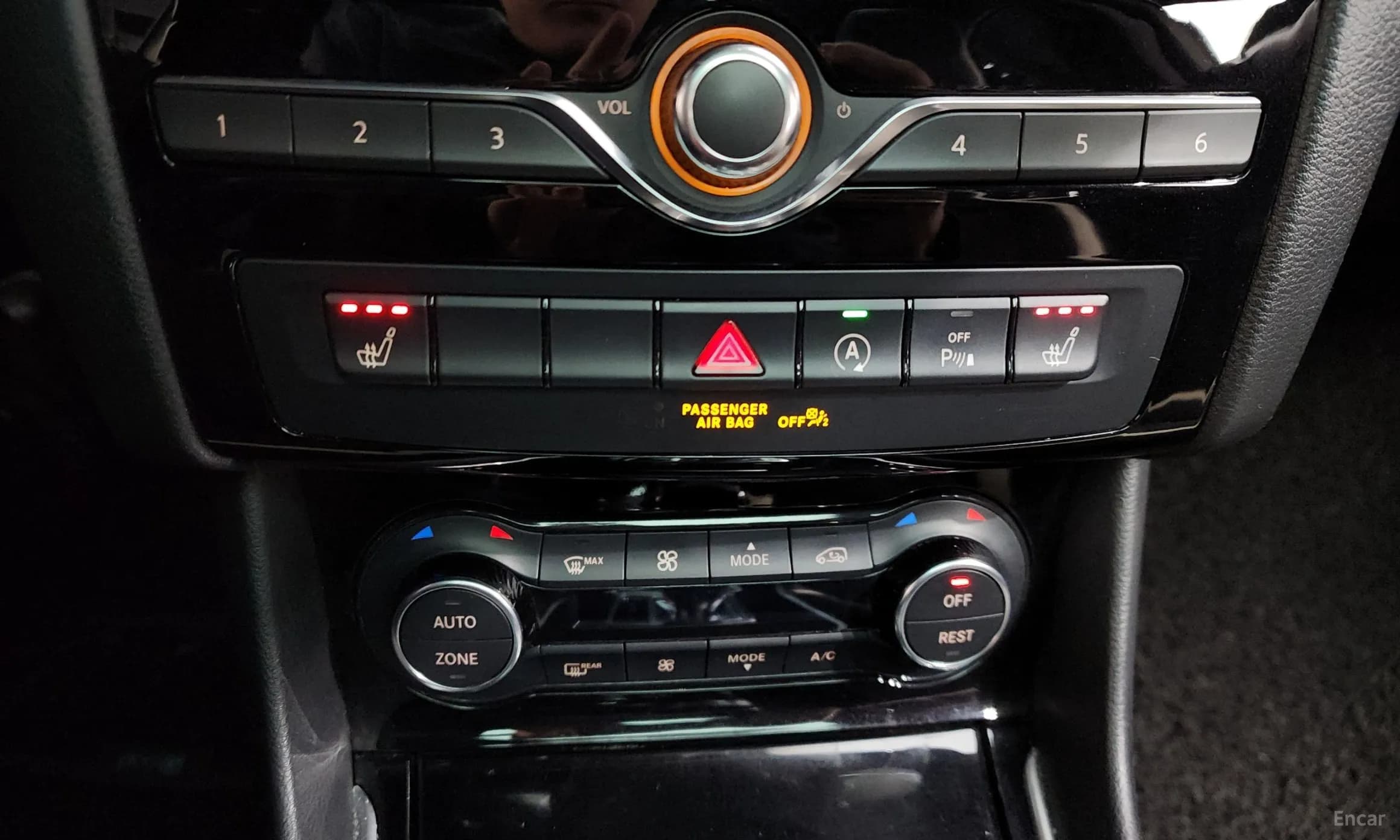 Q30
