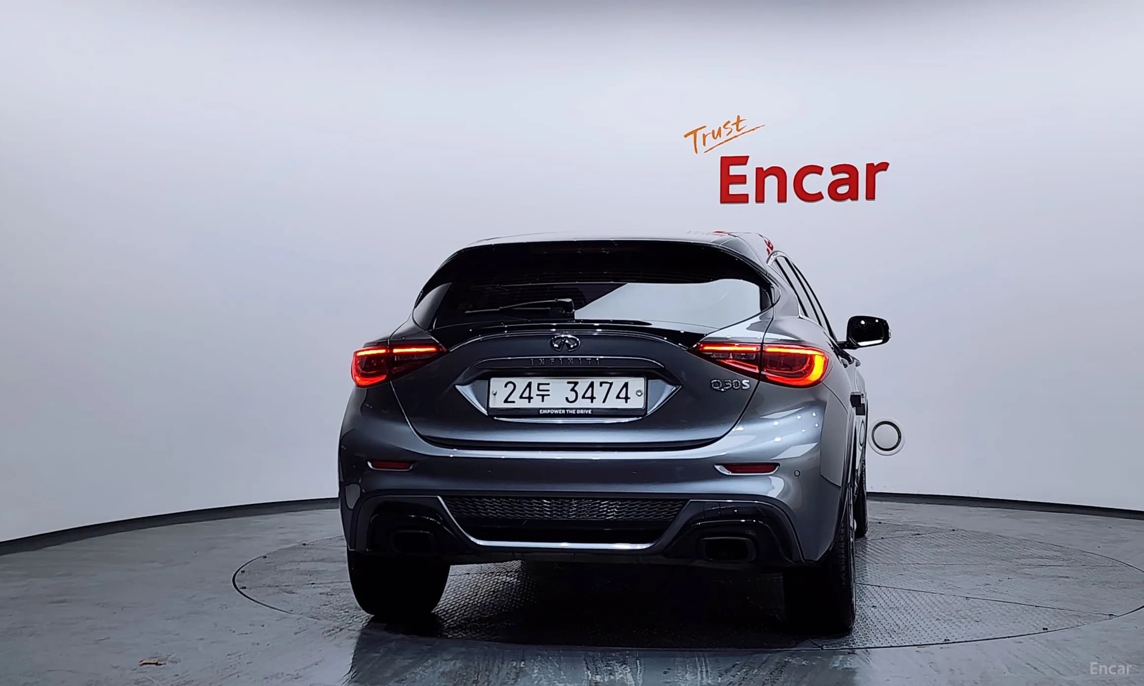 Q30